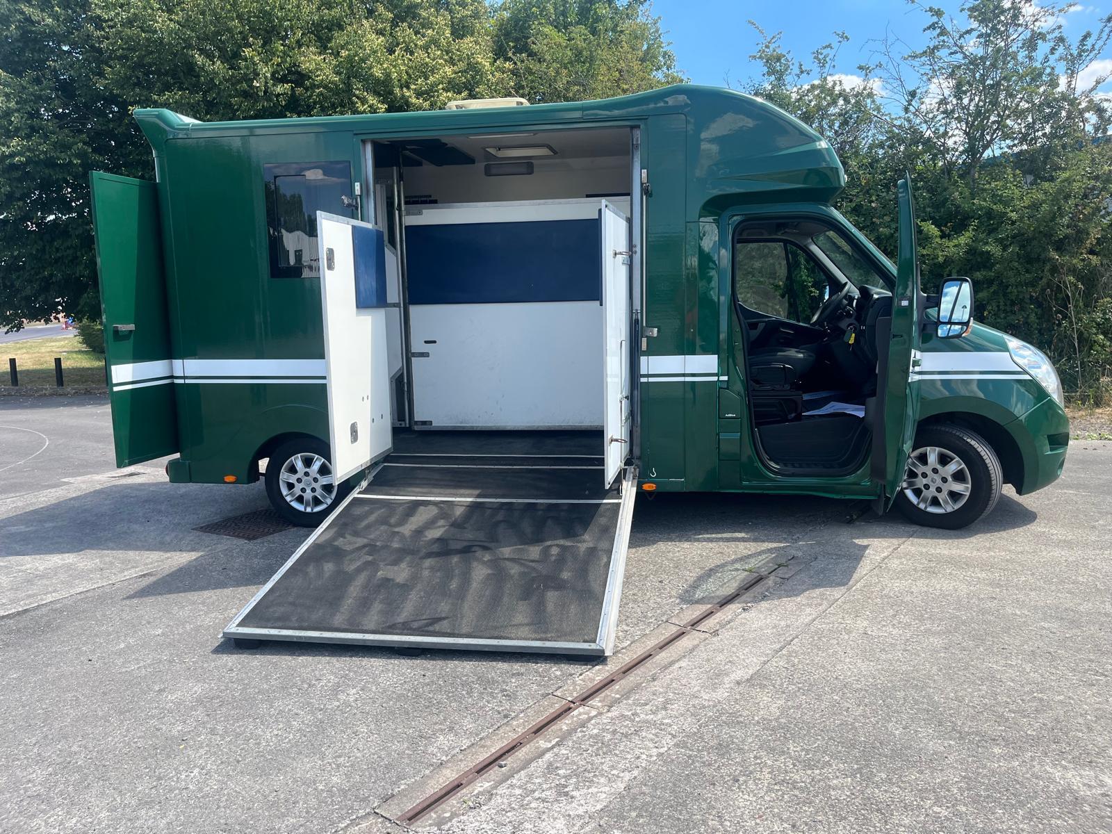 NEEDARIDE horsebox side view with doors and ramp open